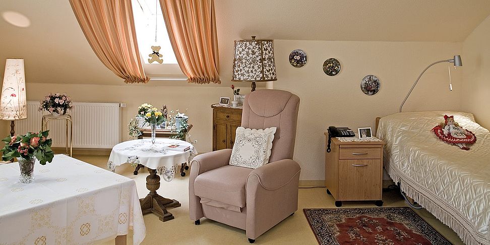 Pflegeheim Barsinghausen - Ihr schönes Zimmer im neuen Zuhause