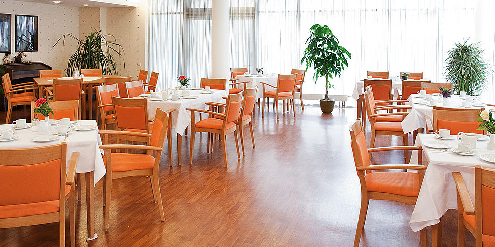 Das einladende und stilvolle Restaurant im Pflegeheim Seelze