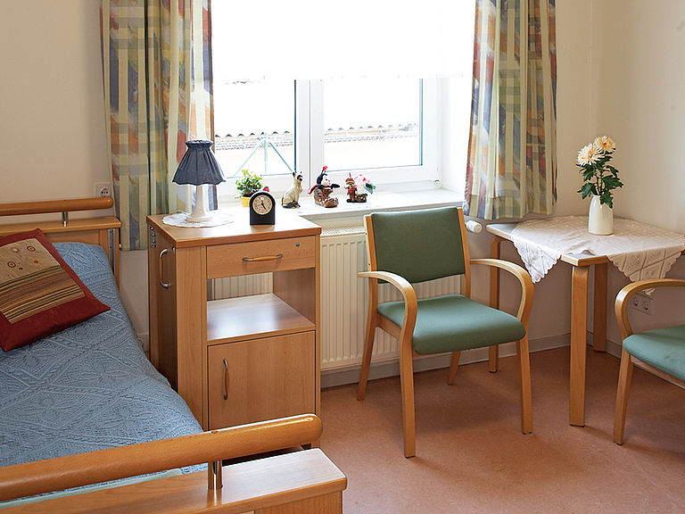 Pflegeheim Torgelow - Haus Waldsiedlung - Ihr schönes Zimmer im neuen Zuhause