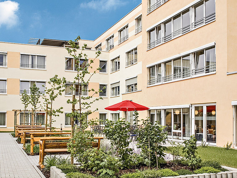 Das Pflegeheim Kaiserslautern in der Frontalansicht