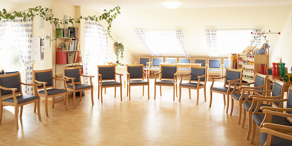Aktiv im Therapieraum des Pflegeheims Bremen